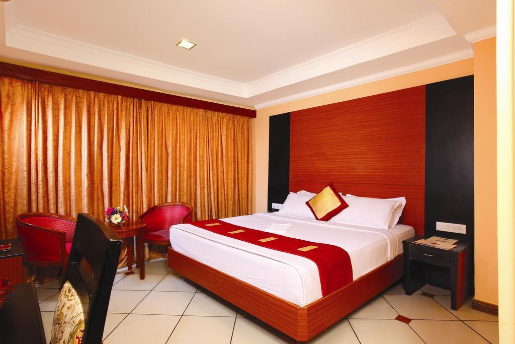 Emarald Hotel Cochin Kochi Dış mekan fotoğraf