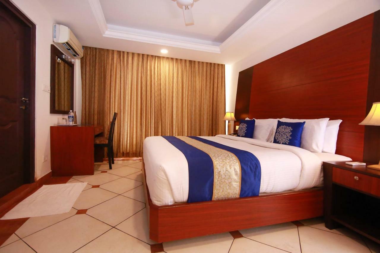 Emarald Hotel Cochin Kochi Dış mekan fotoğraf